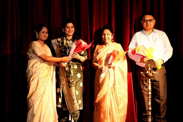 Photo of संस्था समस्कार फाउंडेशन थियेटर बाई अमेच्योर के द्वारा “नाट्यश्रेय” थियेटर फेस्टिवल का आयोजन लखनऊ में सम्पन्न हुआ | Latest News Update