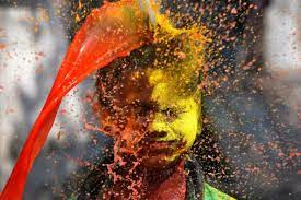 Holi 2021: Here's a List of States, UTs That Banned Public Celebrations Due  to Growing Cases of Covid-19