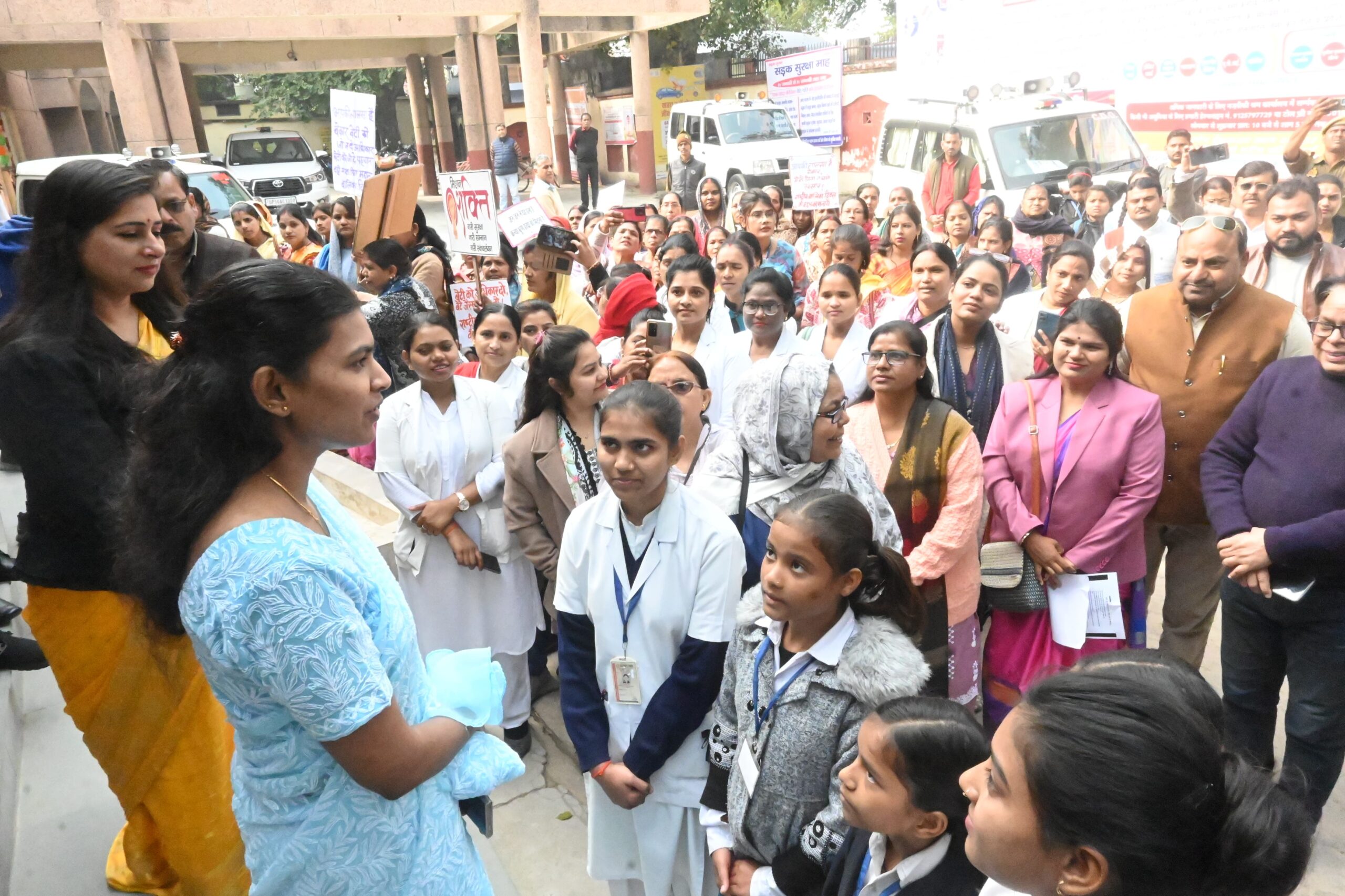 Photo of राष्ट्रीय बालिका दिवस पर डीएम के नेतृत्व मे निकली जागरूकता रैली….