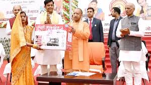 Photo of योगी सरकार का बायो-इकोनॉमी मॉडल: वनवासी महिलाओं की आजीविका को मिला नया आयाम, हर्बल साबुन से आर्थिक सशक्तिकरण.