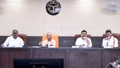 Photo of CM योगी: सड़कों के निर्माण कार्य में कोई कोताही स्वीकार नहीं: