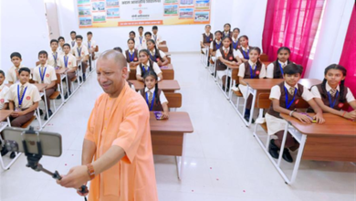 Photo of CM योगी ने सहारनपुर से ‘स्कूल चलो अभियान’ के दूसरे चरण का किया शुभारंभ