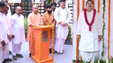 Photo of मुख्यमंत्री योगी ने पूर्व मंत्री मुन्ना सिंह चौहान की प्रतिमा का अनावरण किया