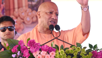 Photo of मुख्यमंत्री योगी “सपा-कांग्रेस से सावधान और सतर्क रहेंगे तो सुरक्षित रहेंगे,इनसे सटेंगे तो खतरा बढ़ेगा”