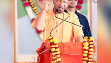 Photo of मुख्यमंत्री योगी ” UP में 30 लाख लोगों की आजीविका का साधन बना हथकरघा-पावरलूम”