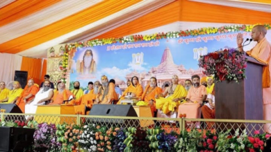 Photo of CM योगी ने ब्रह्मलीन महंत परमहंस रामचंद्र दास महाराज की पुण्यतिथि पर अर्पित की श्रद्धांजलि