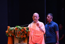 Photo of मुख्यमंत्री योगी “आधुनिक शिक्षा और नवाचार से नई पीढ़ी का भविष्य गढ़ रहे शिक्षक”
