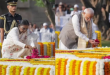 Photo of 157वीं गांधी जयंती पर राष्ट्रपति व उपराष्ट्रपति ने पुष्पांजलि अर्पित की, पूर्व पीएम लाल बहादुर को किया नमन