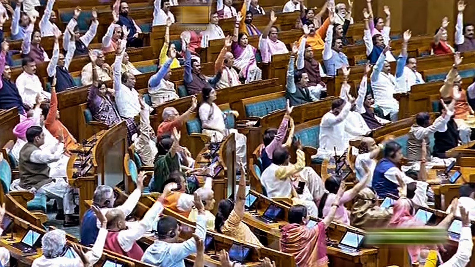 Photo of संसदीय स्थायी समिति 27 अक्टूबर को आपराधिक कानूनों को बदलने वाले विधेयकों पर विचार करेगा और अपनाएगा | LATEST NEWS