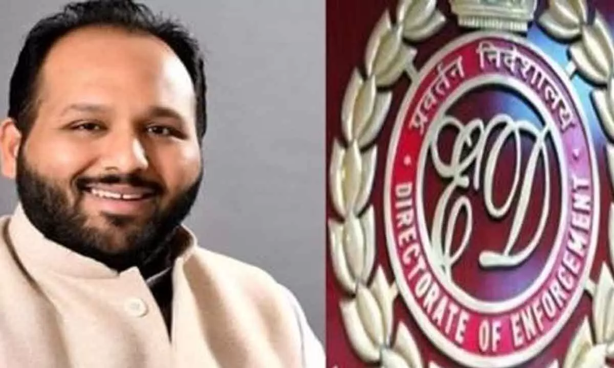 Photo of ED की बड़ी कार्रवाई, दिल्ली में आप नेता दीपक सिंघला के घर पर छापेमारी