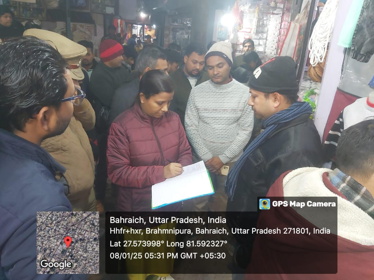 Photo of ईओ का चौक बाजार में छापा, किया 6000 का जुर्माना