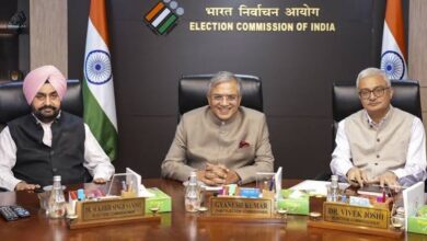 Photo of CEC ज्ञानेश कुमार और चुनाव आयुक्तों की बैठक, फॉर्म-6 डिक्लेरेशन को बताया सही