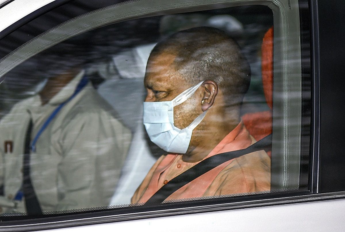 Photo of दिल्ली पहुंचे सीएम योगी भाजपा कार्यालय में बैठक में होंगे शामिल आखिरी फेस के उम्मीदवारों के चयन पर होगी चर्चा